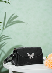 Velvexa Schwarzia Sling Bag