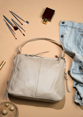 Flavia Shoulder Bag