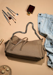 Ezia Shoulder Bag
