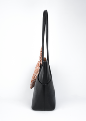 Avenya Tote bag